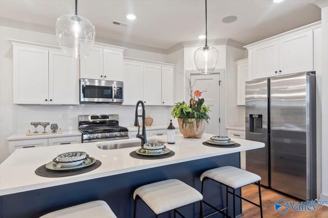 6562 Oak Meadow Drive, Owens Cross Roads, AL 35763