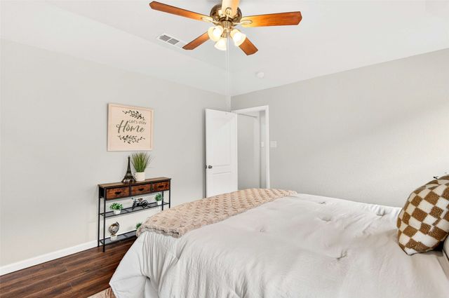 6410 Running Creek Drive, Arlington, TX 76001