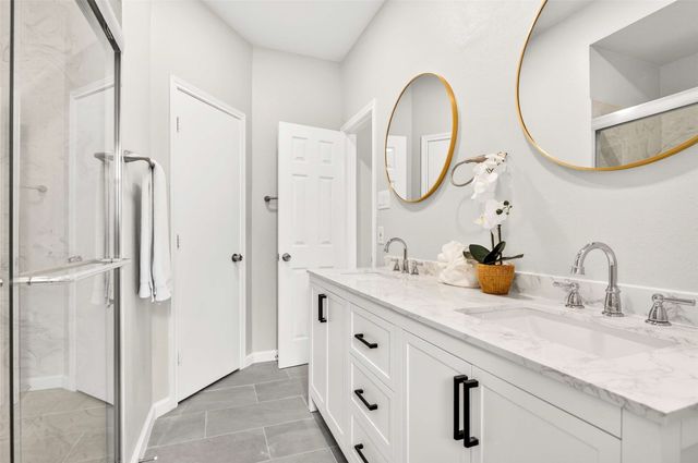 6410 Running Creek Drive, Arlington, TX 76001