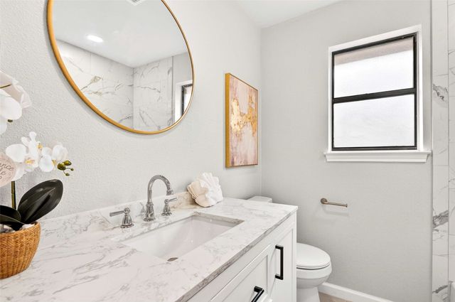 6410 Running Creek Drive, Arlington, TX 76001