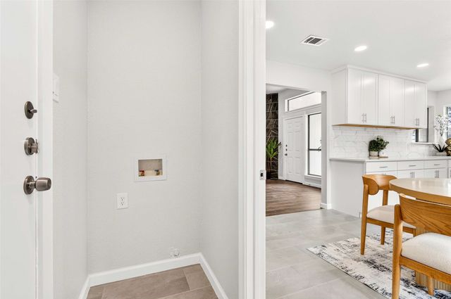 6410 Running Creek Drive, Arlington, TX 76001