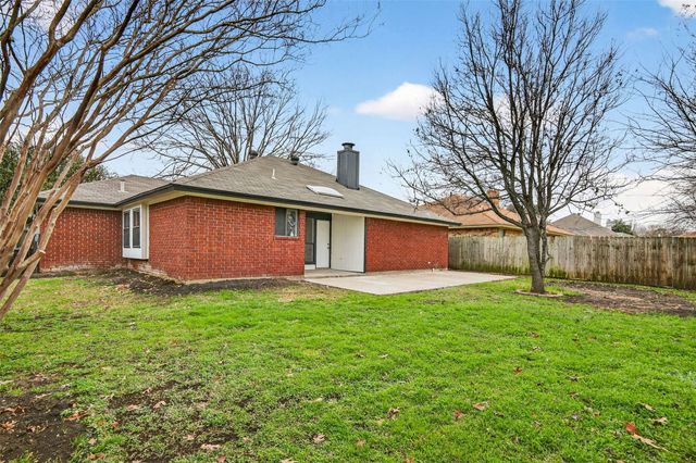 6410 Running Creek Drive, Arlington, TX 76001