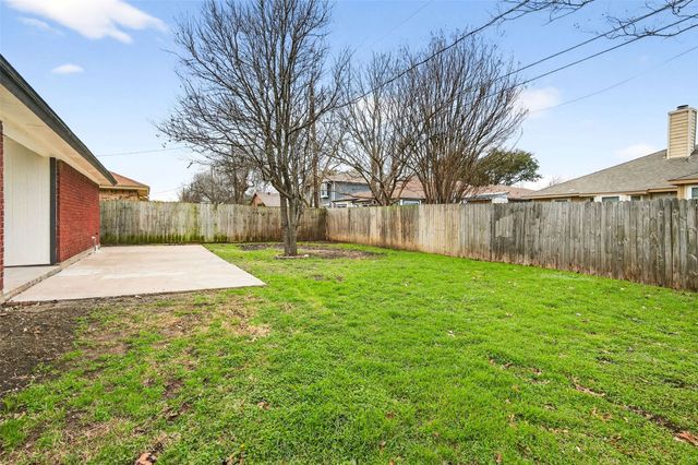 6410 Running Creek Drive, Arlington, TX 76001