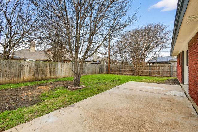 6410 Running Creek Drive, Arlington, TX 76001