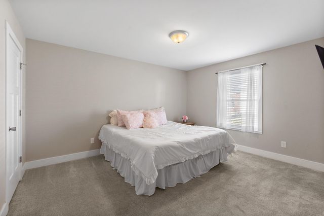 31 S Main Street, Walton, KY 41094