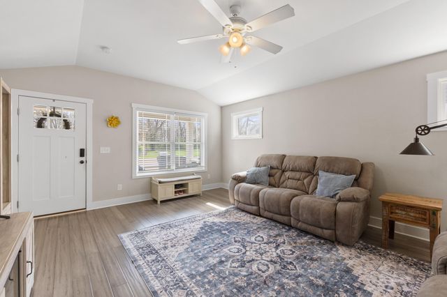 31 S Main Street, Walton, KY 41094