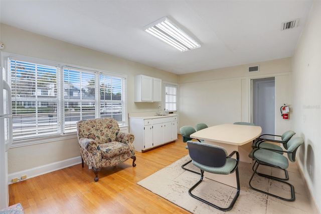 900 E ORANGE AVENUE, Eustis, FL 32726