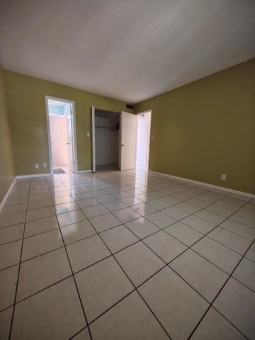 4441 NW 16th Street, Lauderhill, FL 33313