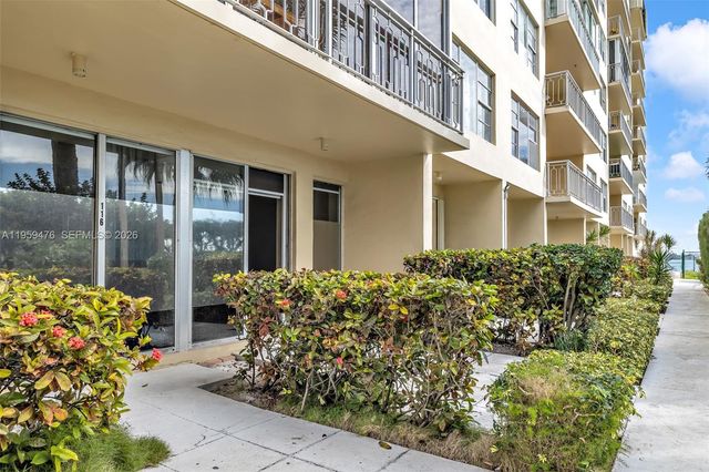 11111 Biscayne Blvd 116, Miami, FL 33181