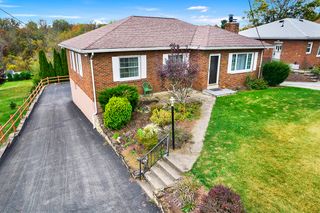 1689 4th St, Carroll Twp, PA 15063