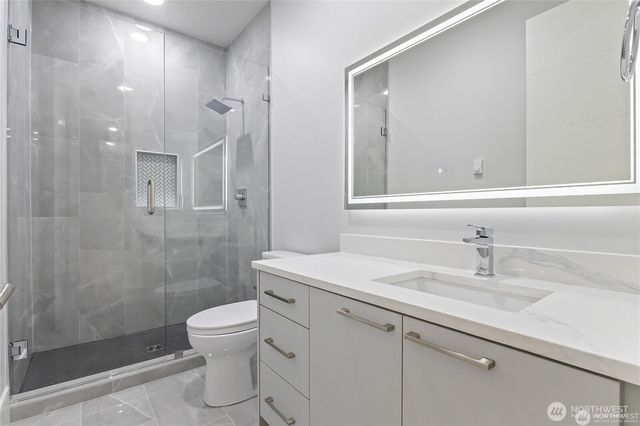 4413 NE 26 Place, Renton, WA 98059