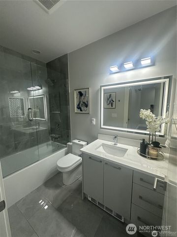 4413 NE 26 Place, Renton, WA 98059