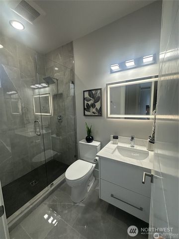 4413 NE 26 Place, Renton, WA 98059