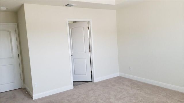 1050 kenney fort XING 37, Round Rock, TX 78665