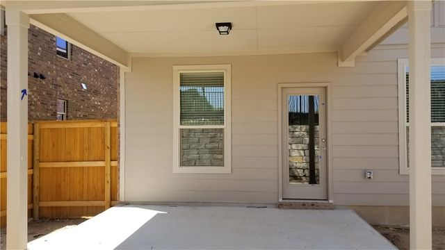 1050 kenney fort XING 37, Round Rock, TX 78665