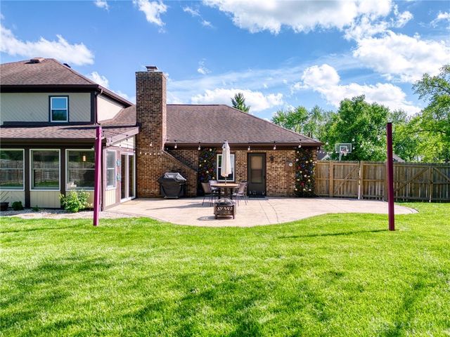 1153 Beryl Trail, Dayton, OH 45459