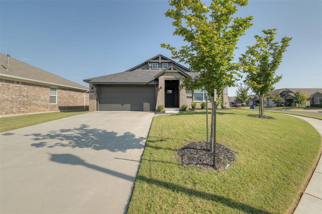601 Blue Fish Road, Norman, OK 73069
