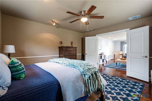 10211 Middle Darleen, Leander, TX 78641