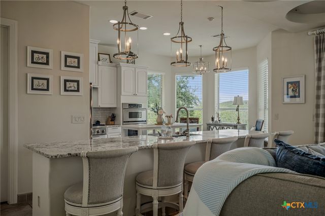 10211 Middle Darleen, Leander, TX 78641