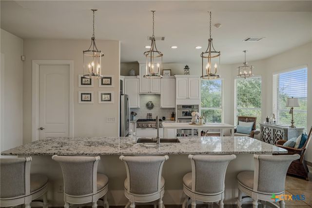 10211 Middle Darleen, Leander, TX 78641