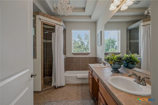 10211 Middle Darleen, Leander, TX 78641