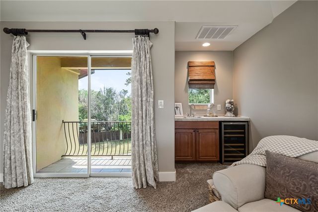 10211 Middle Darleen, Leander, TX 78641