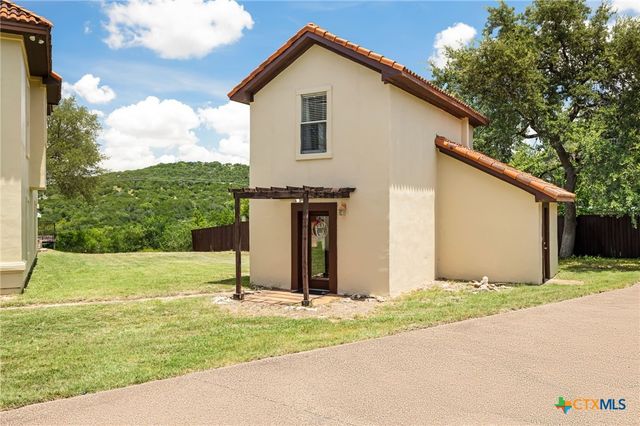 10211 Middle Darleen, Leander, TX 78641