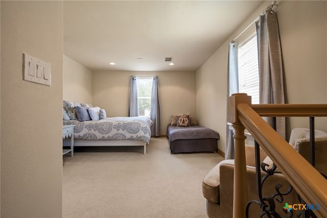10211 Middle Darleen, Leander, TX 78641
