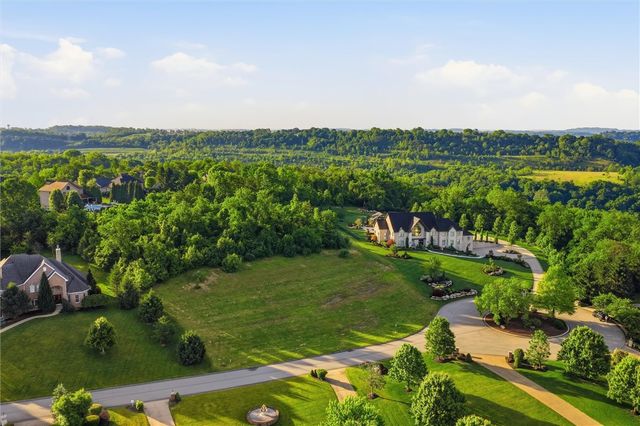 3215 Check Dr, Jefferson Hills, PA 15025