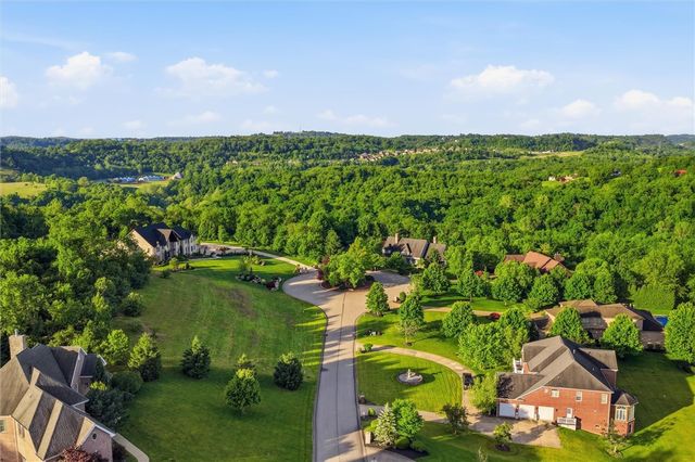 3215 Check Dr, Jefferson Hills, PA 15025