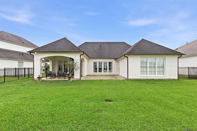 9579 Prairie Dunes Ct, Denham Springs, LA 70726