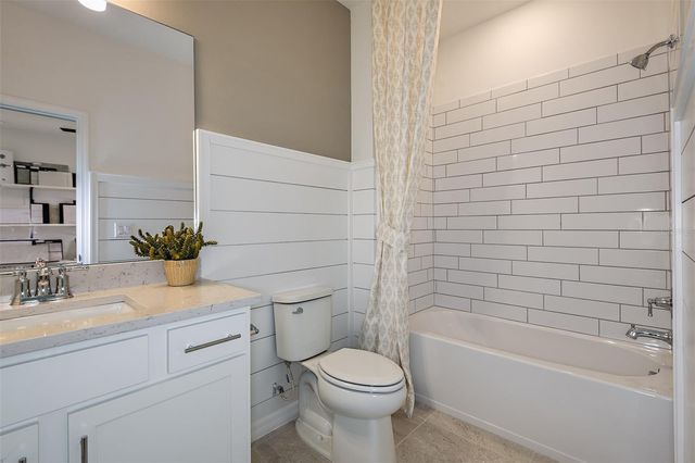 6607 ASBURY BARNES LANE, Wesley Chapel, FL 33545