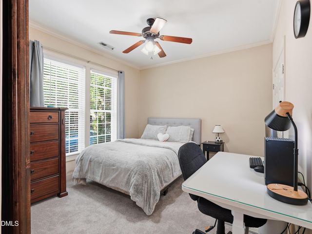 212 Thorndale Drive, Holly Springs, NC 27540