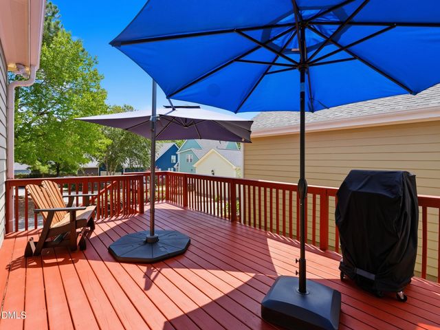 212 Thorndale Drive, Holly Springs, NC 27540