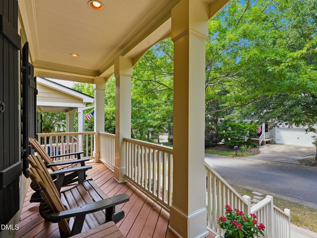 212 Thorndale Drive, Holly Springs, NC 27540
