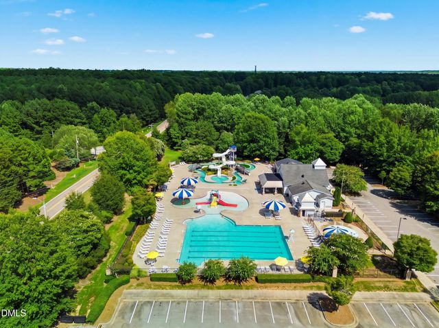 212 Thorndale Drive, Holly Springs, NC 27540