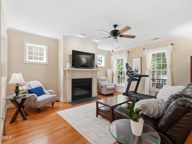 212 Thorndale Drive, Holly Springs, NC 27540
