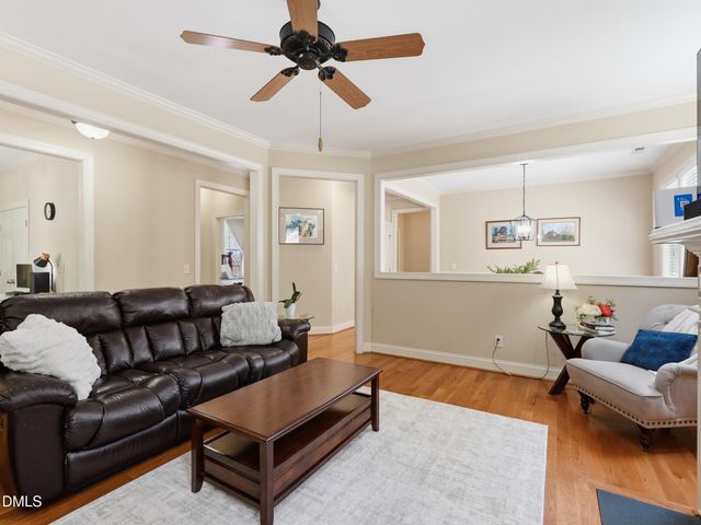 212 Thorndale Drive, Holly Springs, NC 27540