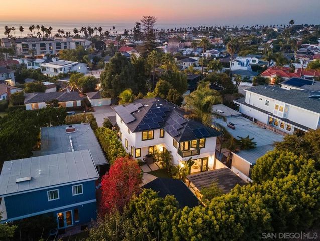 6411 Dowling Dr, La Jolla, CA 92037