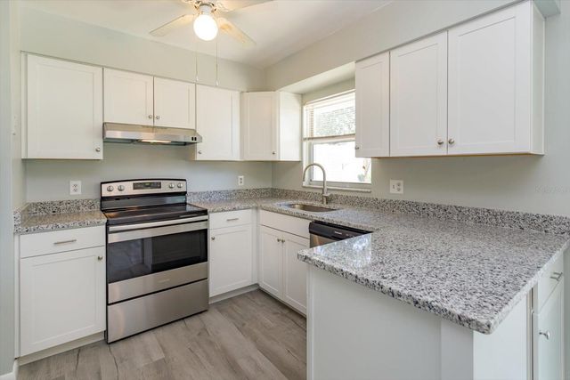 3325 SASSAFRAS COURT, Orlando, FL 32810