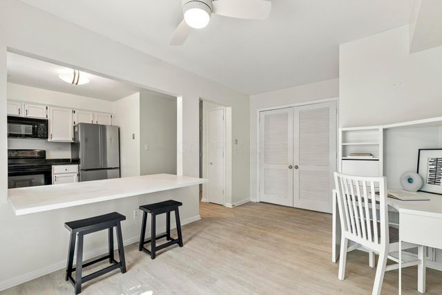 2811 Chateau Circle S, 36, Upper Arlington, OH 43221