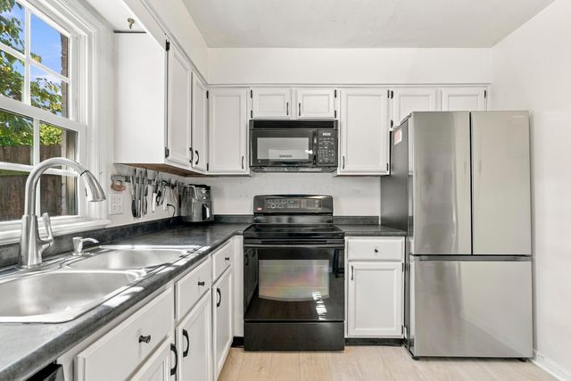 2811 Chateau Circle S, 36, Upper Arlington, OH 43221