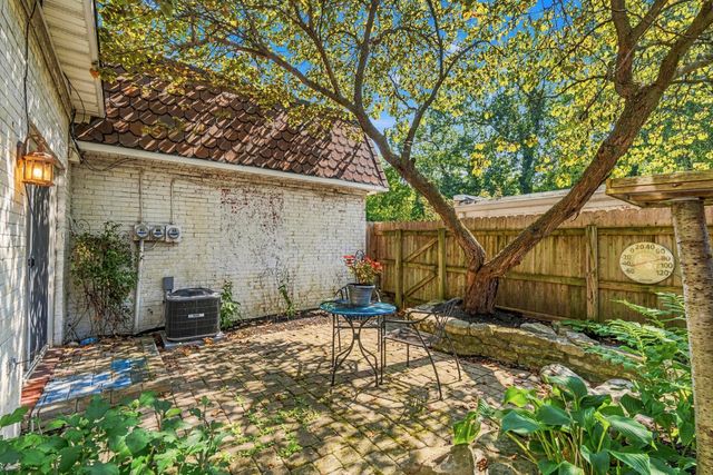 2811 Chateau Circle S, 36, Upper Arlington, OH 43221