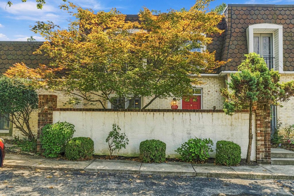 2811 Chateau Circle S, 36, Upper Arlington, OH 43221