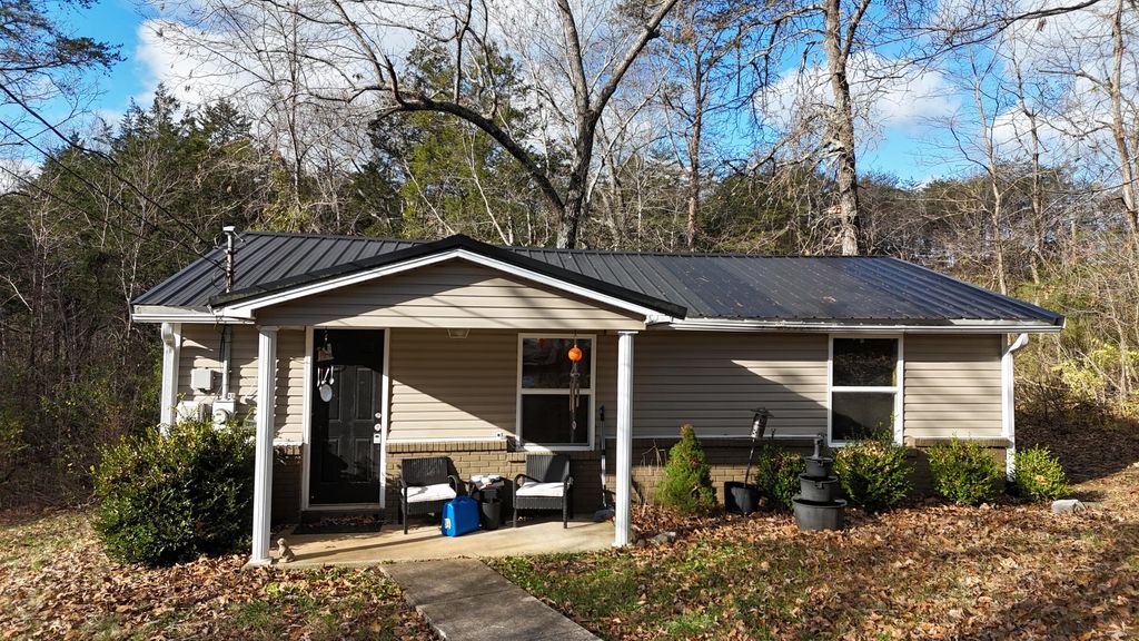 112 Foxwood Drive, Burnside, KY 42519