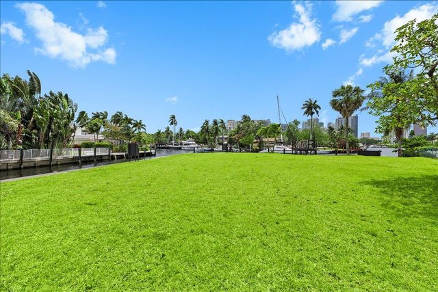 522 SW 9th Terrace, Fort Lauderdale, FL 33312