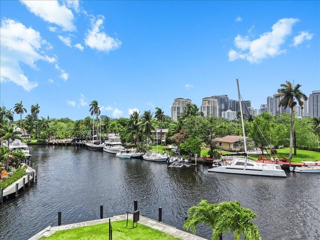 522 SW 9th Terrace, Fort Lauderdale, FL 33312