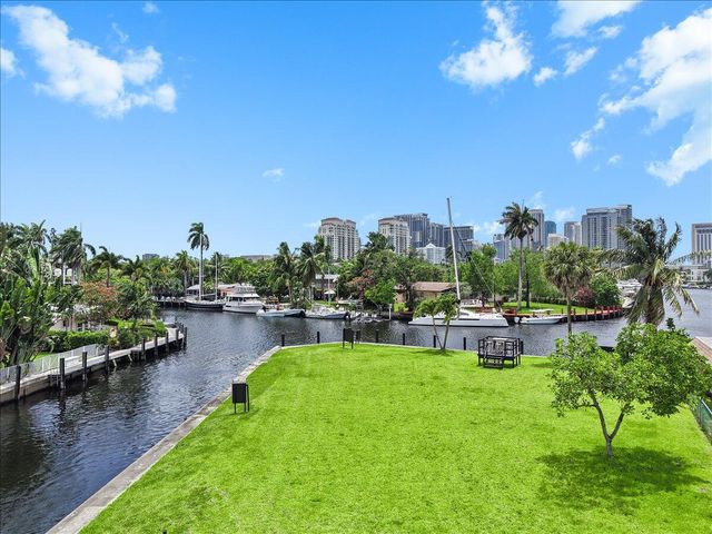 522 SW 9th Terrace, Fort Lauderdale, FL 33312