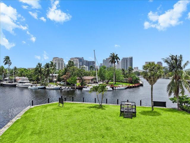 522 SW 9th Terrace, Fort Lauderdale, FL 33312