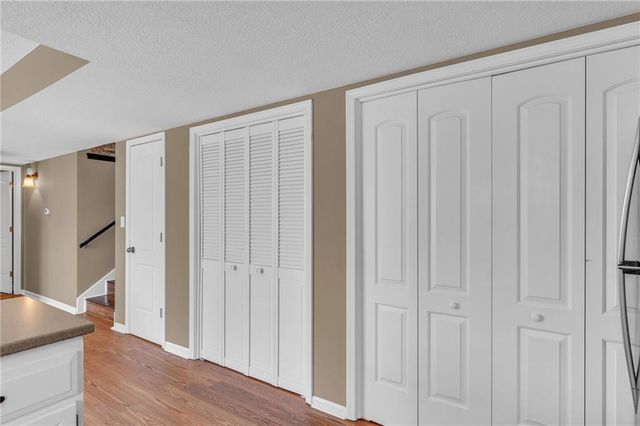 912 Chalk Hill Court, Lawrence, KS 66049